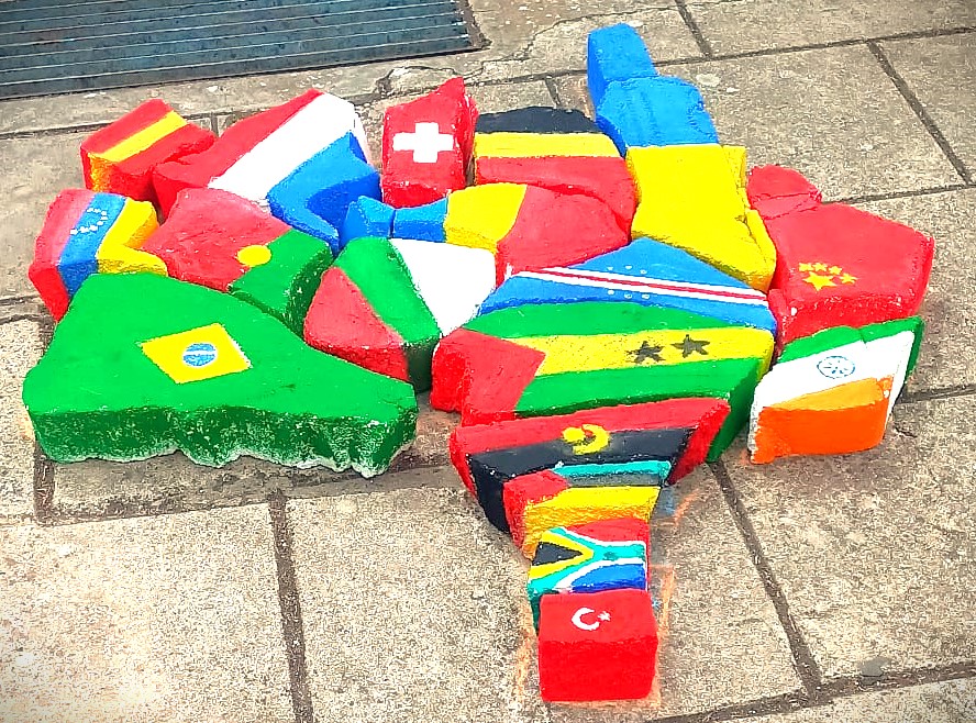 “Comemoração do Dia da Europa”, “Interculturalidade” e “A escola abraça a família”