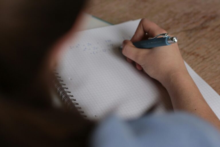 Provas ModA e Exames Nacionais