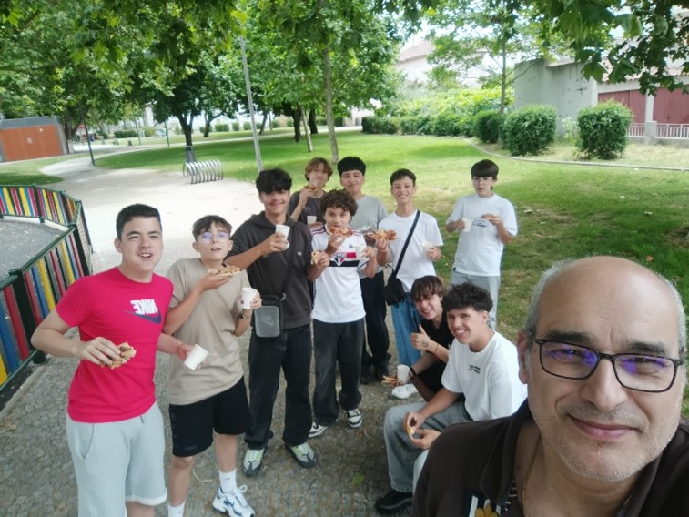 Equipa de Futsal Realiza Almoço-Convívio no Parque da Lameira