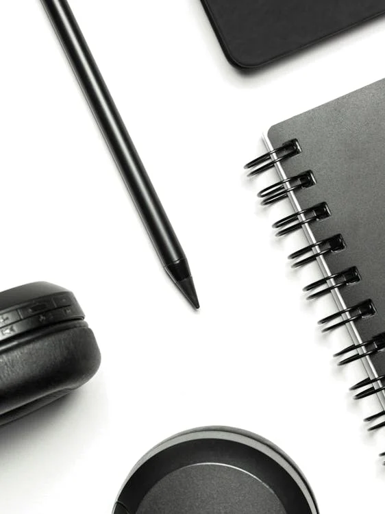 Informação aos Encarregados de Educação – Reutilização dos manuais escolares e devolução do Kit Escola Digital – 2024 / 2025